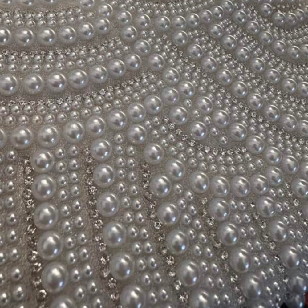 💎 Embellished Clutch 💎 - Picture 7 of 7